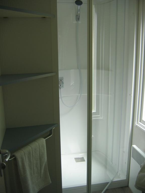 Le Mobilhome Chez Camille Veynes Exterior photo