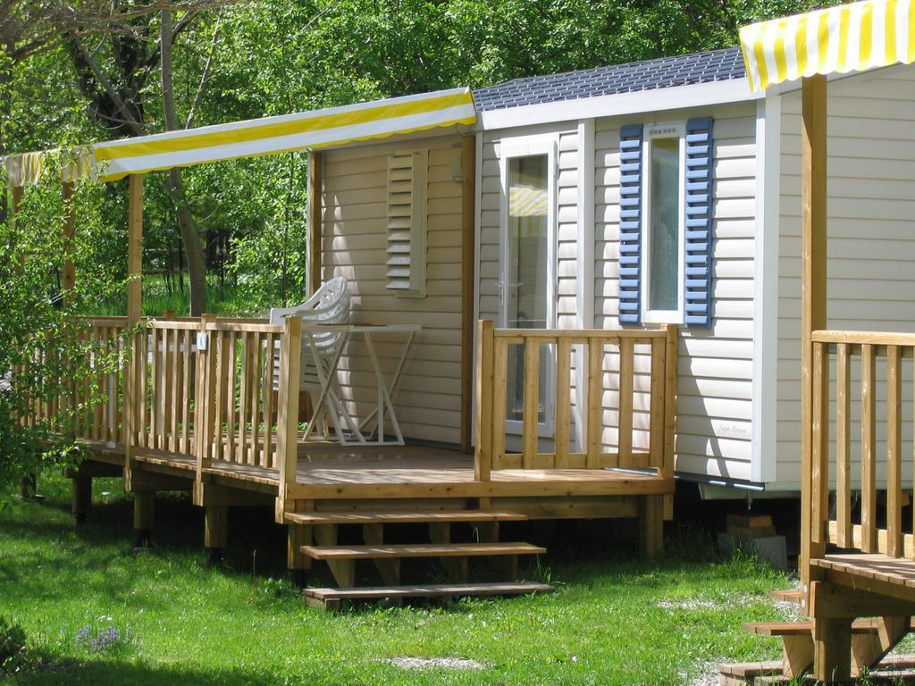 Le Mobilhome Chez Camille Veynes Exterior photo